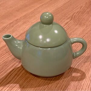 Green Ceramic Teapot